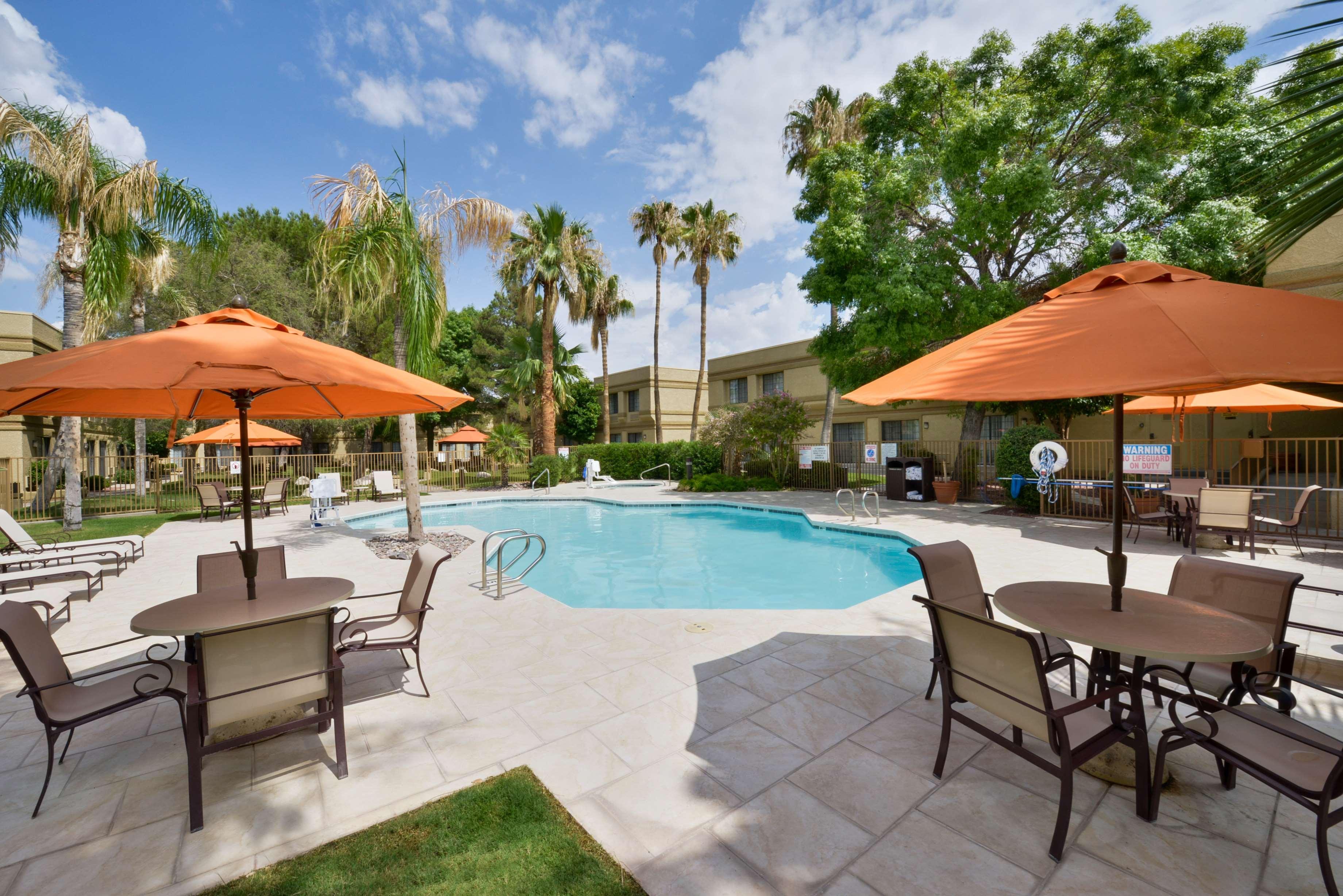 Wyndham Tucson Airport Hotel & Conference Center Eksteriør billede