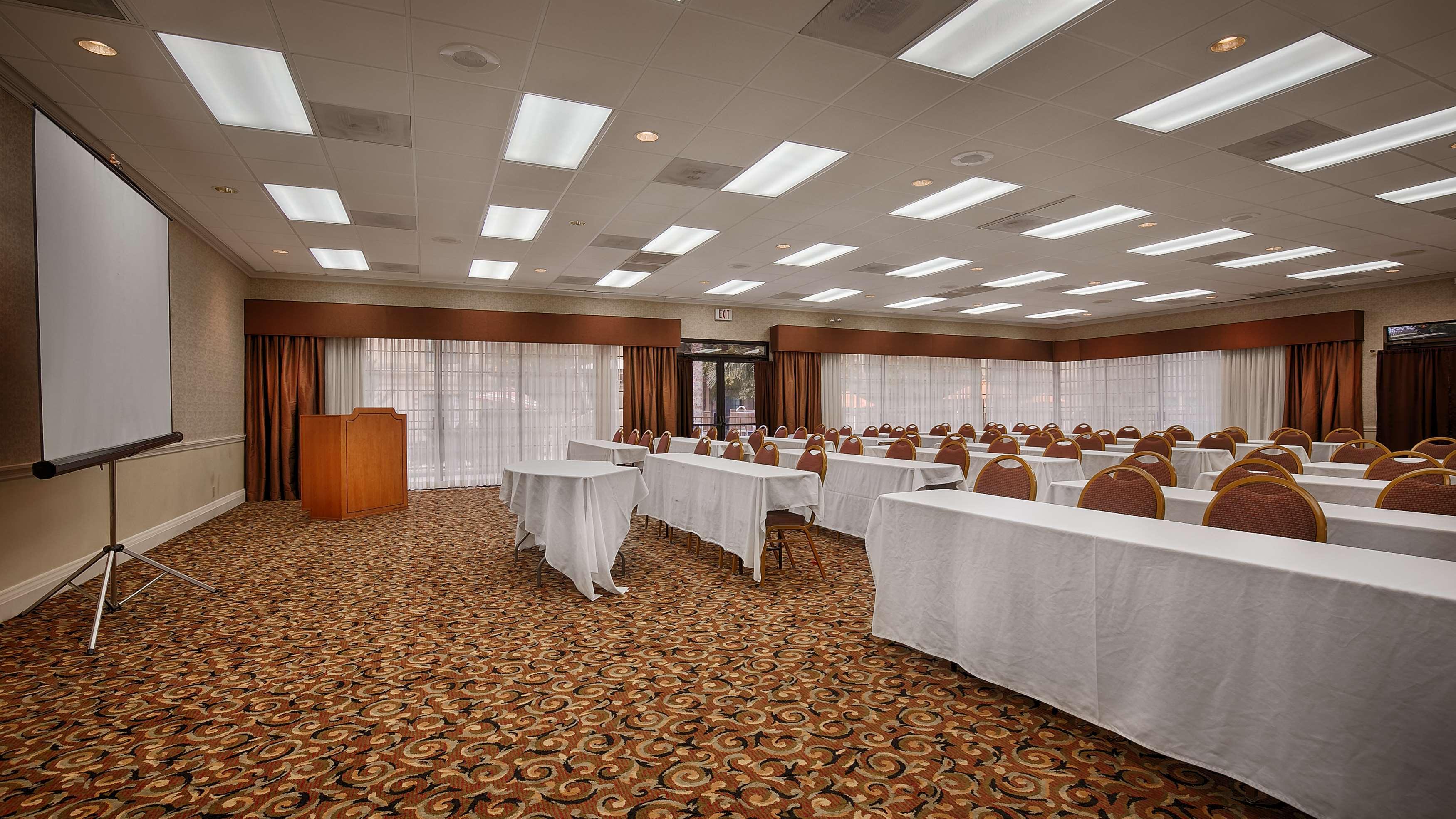 Wyndham Tucson Airport Hotel & Conference Center Eksteriør billede