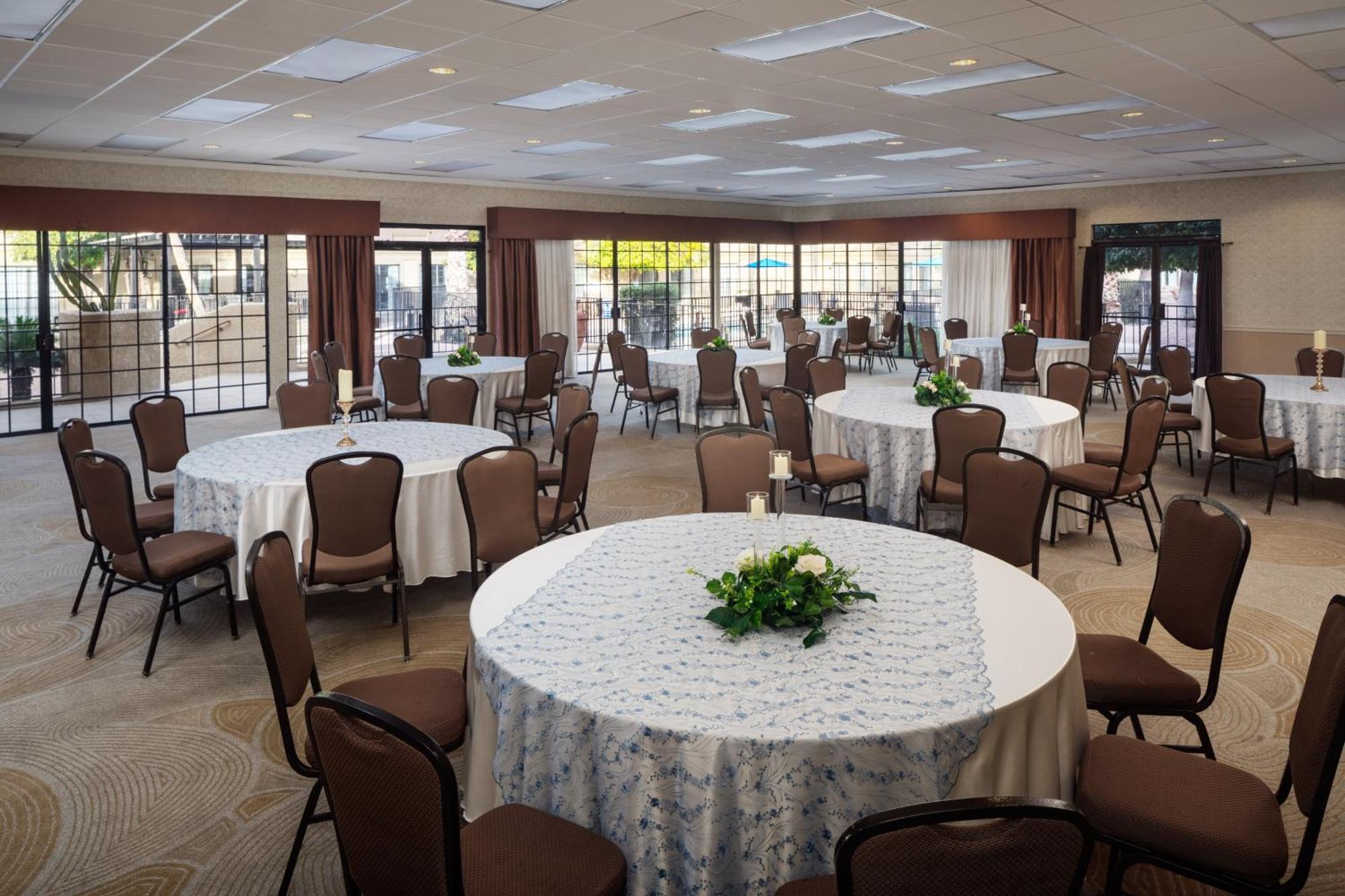 Wyndham Tucson Airport Hotel & Conference Center Eksteriør billede